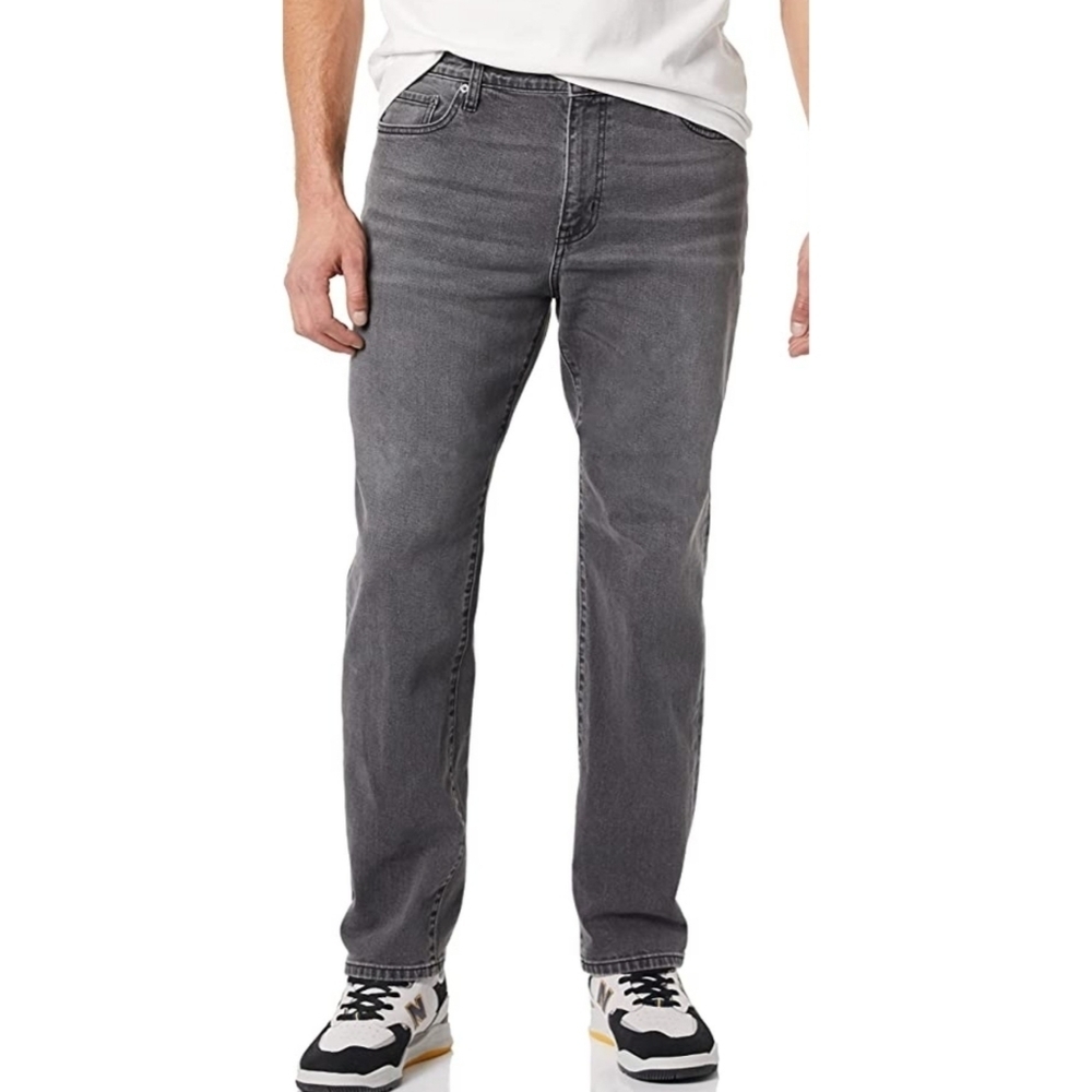 Amazon Essentials Straight Fit Stretch jeans Washed Gray Size 33W × 29L